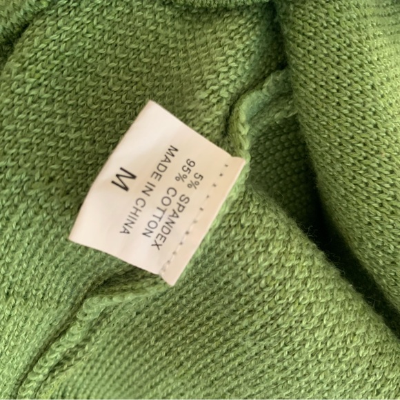 Junior’s sleeveless cropped sweater vest - Picture 3 of 4